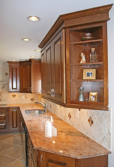 with tumbled marble back splash