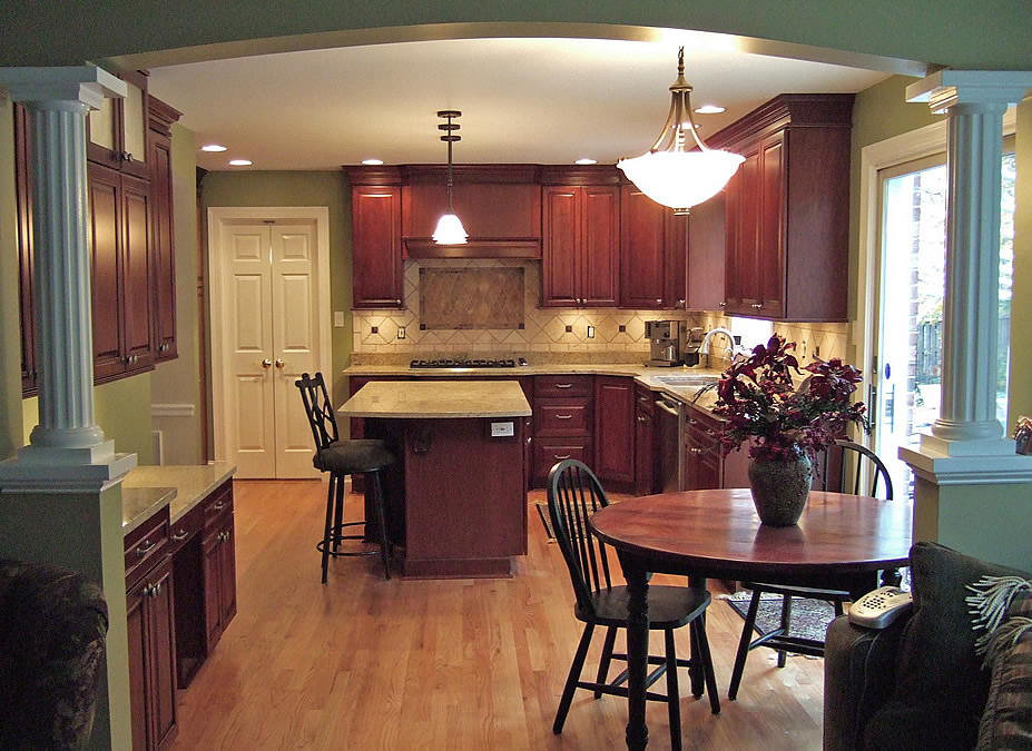 Fairfax Virginia kitchen remodel with wall removal between family