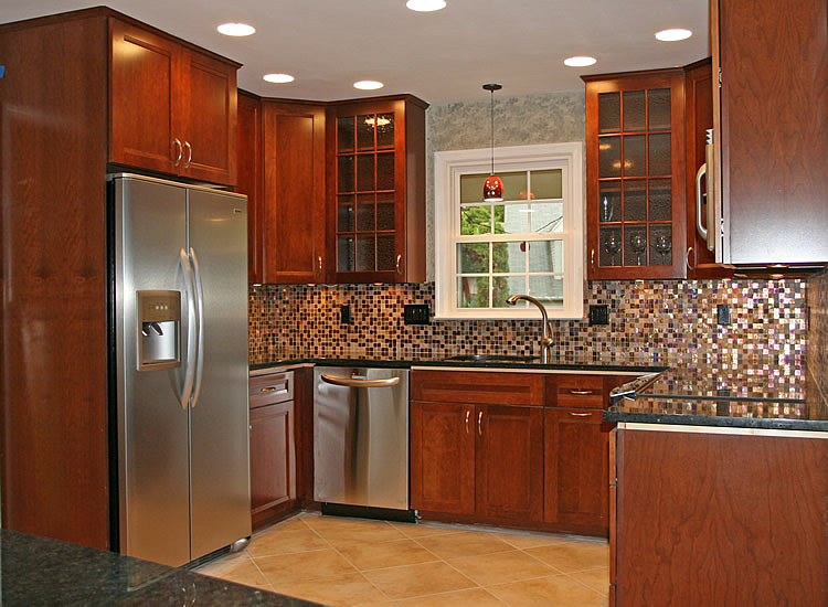 Kitchen Backsplash Cherry Cabinets Kitchen Remodeling Granite Tile Kitchen remodeling picture of Uba Tuba granite countertops and Kraftmaid cherry cabinets